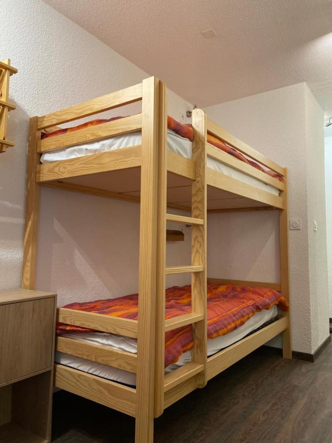 Appartement Les Menuires - 4 Personnes A 20 M Des Pistes Сен-Мартен-де-Бельвиль Экстерьер фото